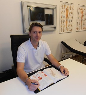 Dr. Aaron Wegscheidler